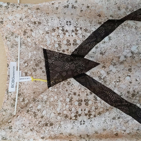 BCBGeneration - Picture 3 of 3